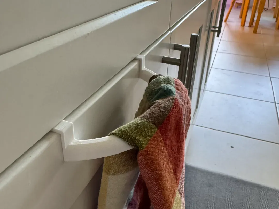 Portarrollo curvo de toalla para cocina y baño