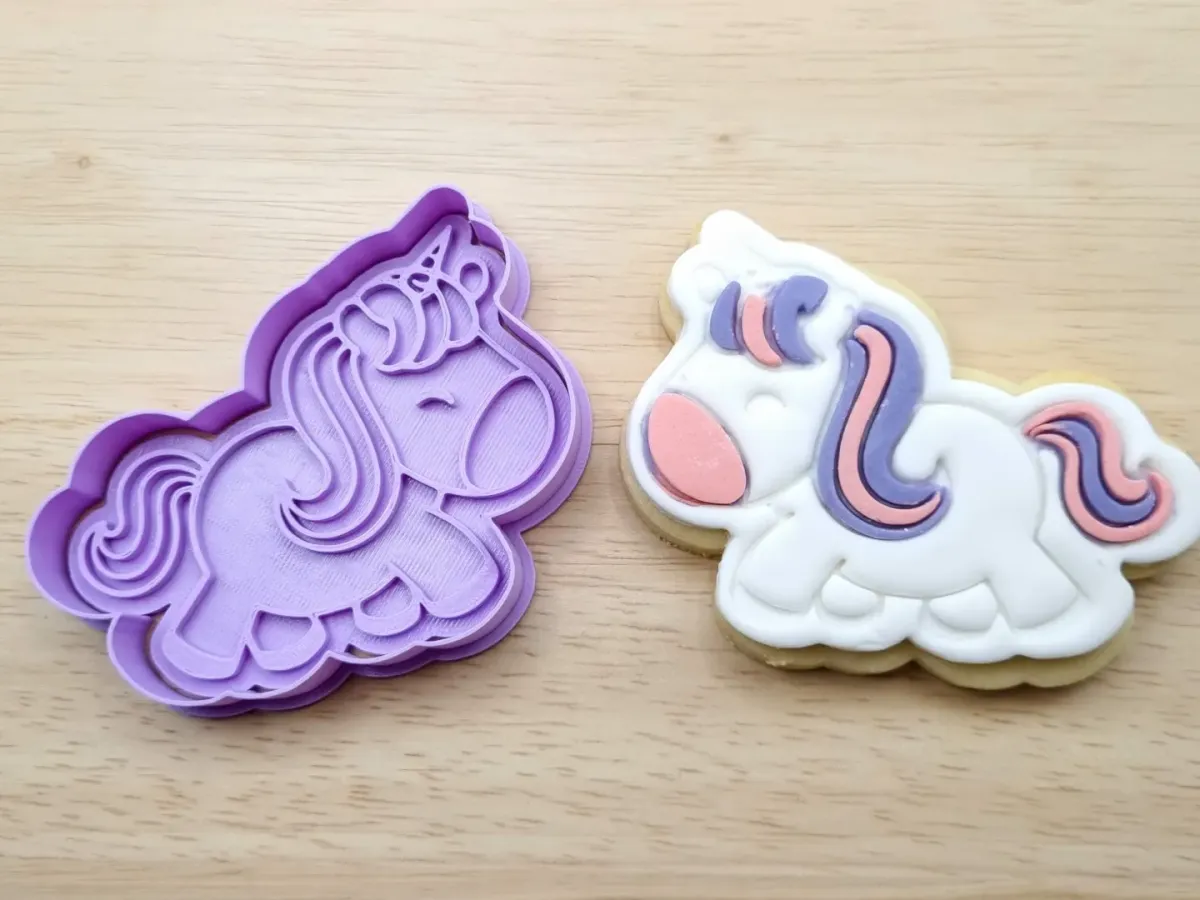 Cortante y sello de unicornio