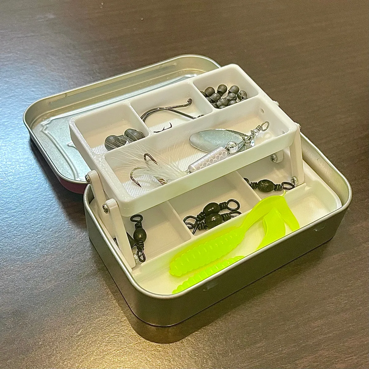 Organizador apilable de anzuelos y aparejos