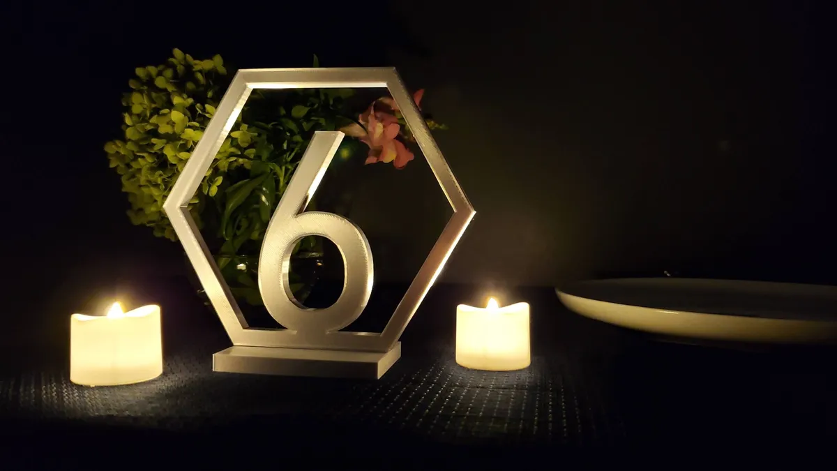 Números de mesa hexagonales con base