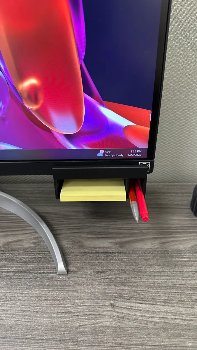 Bandeja para debajo del monitor con portalápices
