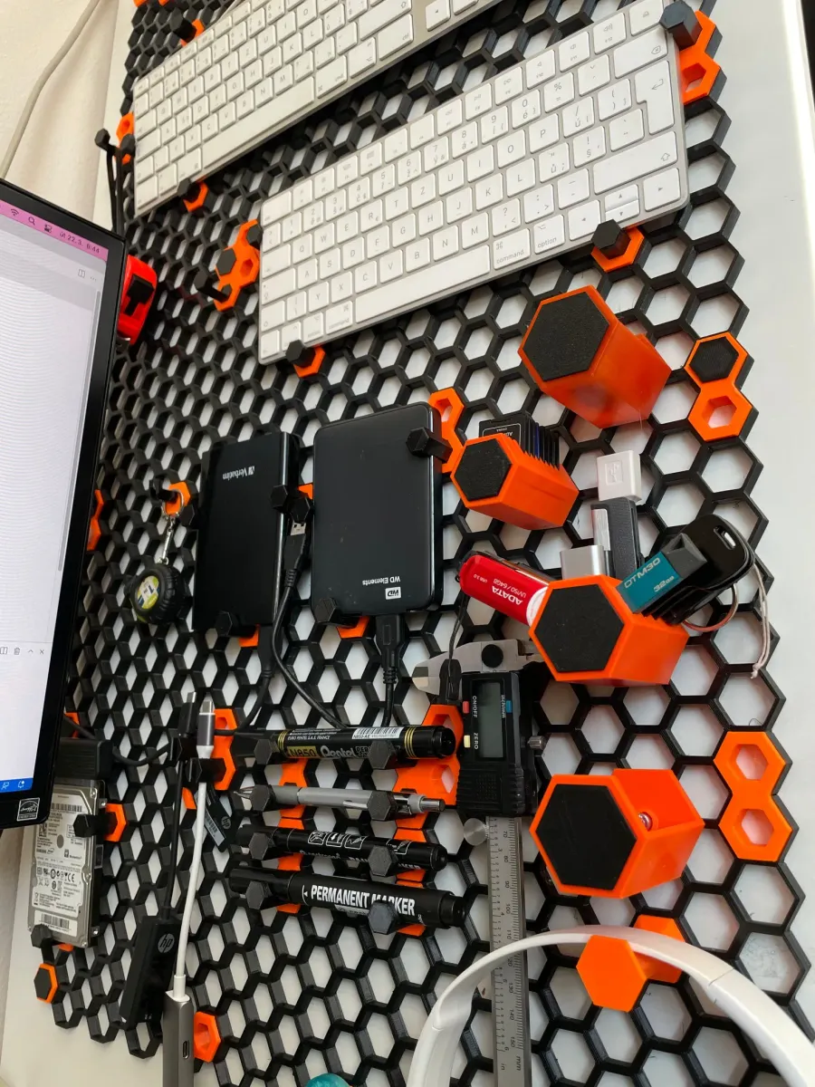 Panel de pared con celdas hexagonales
