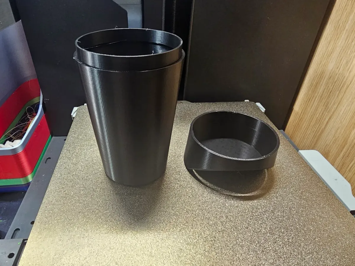 Cesto de basura chico para auto y escritorio
