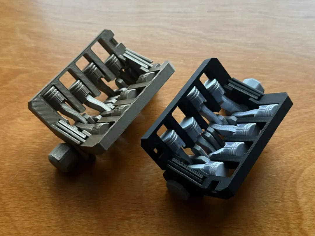 Motor de ocho cilindros con pistones móviles