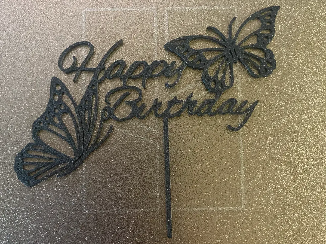 Cartel de feliz cumpleaños chico para torta casera