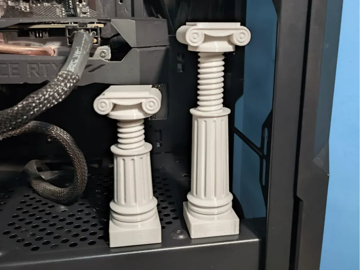 Soporte de placa de video estilo columna griega