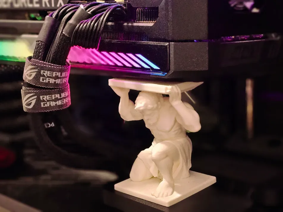 Soporte de placa de video con figura mitológica