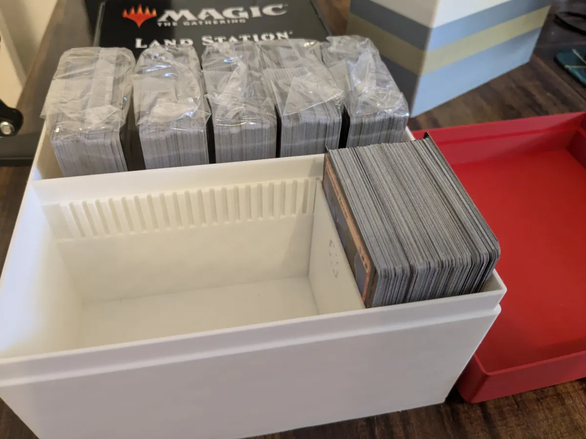 Caja grande para cartas coleccionables con tapa