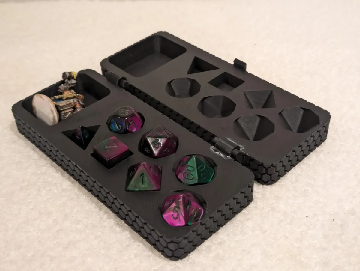 Estuche para dados y miniaturas de rol