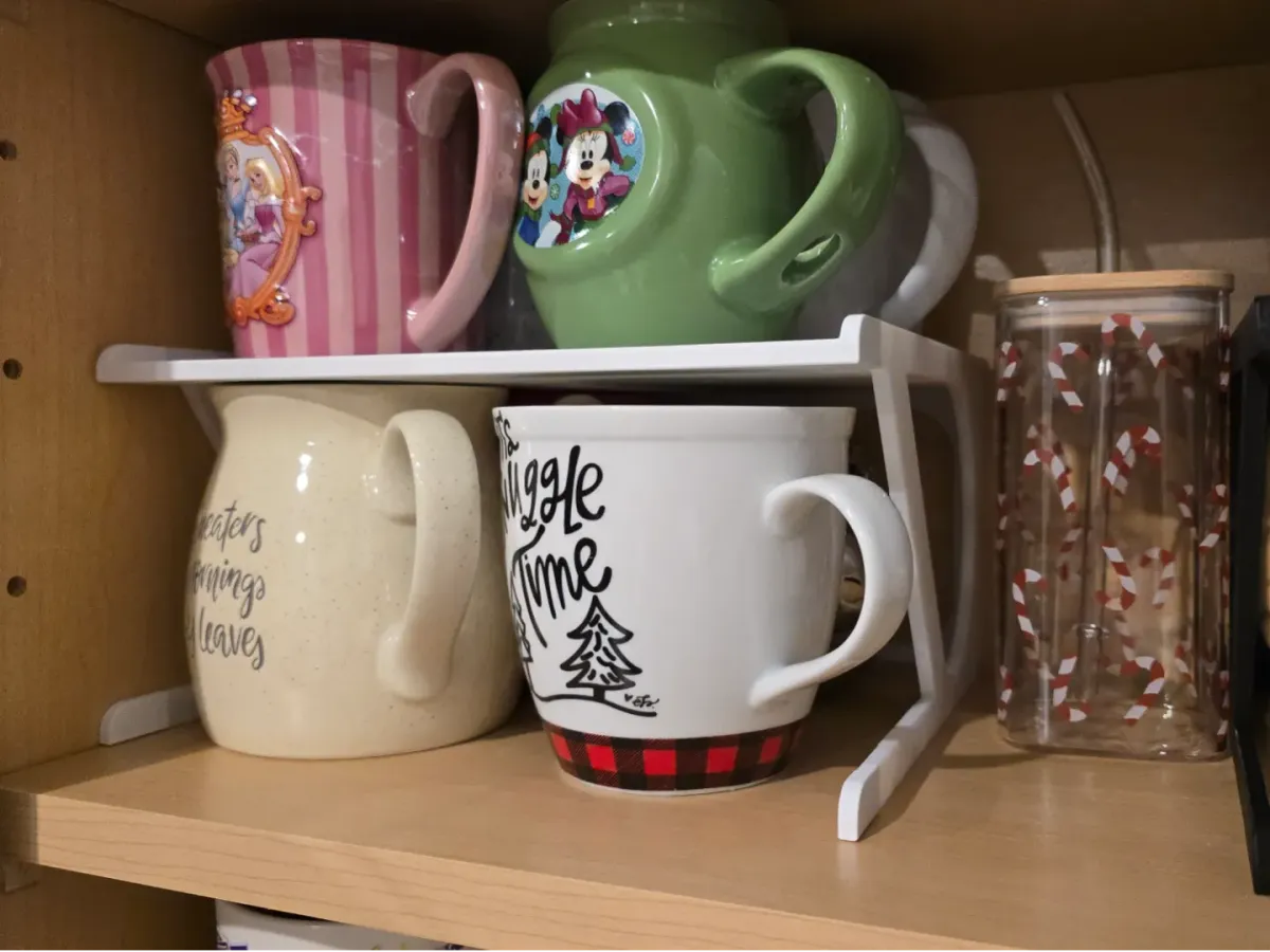 Estante ancho para tazas de café