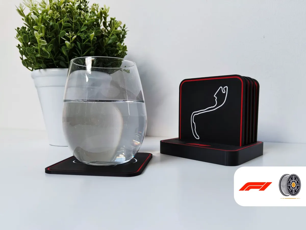 Juego de seis posavasos con circuitos de carreras
