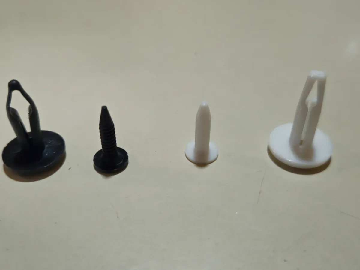 Tapón a presión para carrocería de auto