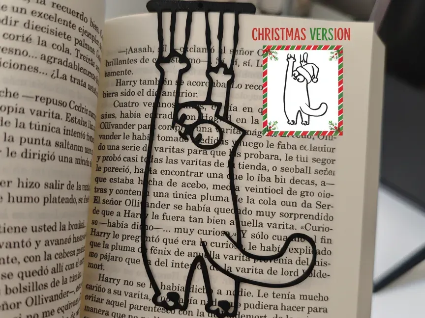 Señalador de gato colgante con cola