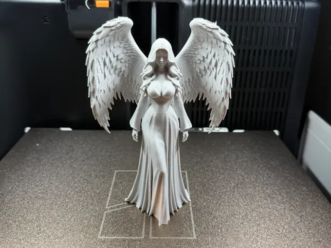 Figura de ángel para regalo de bautismo
