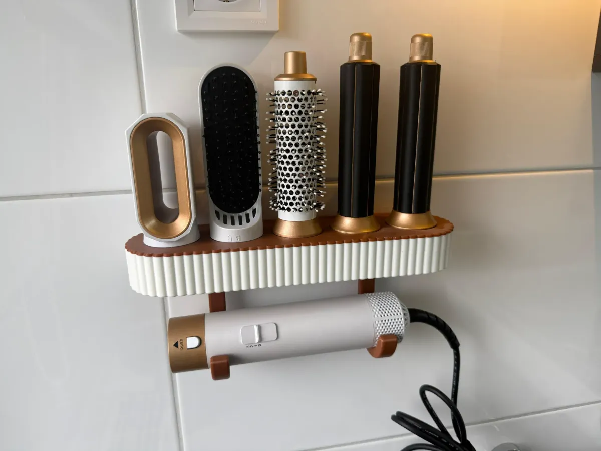 Soporte para secador de pelo y boquillas