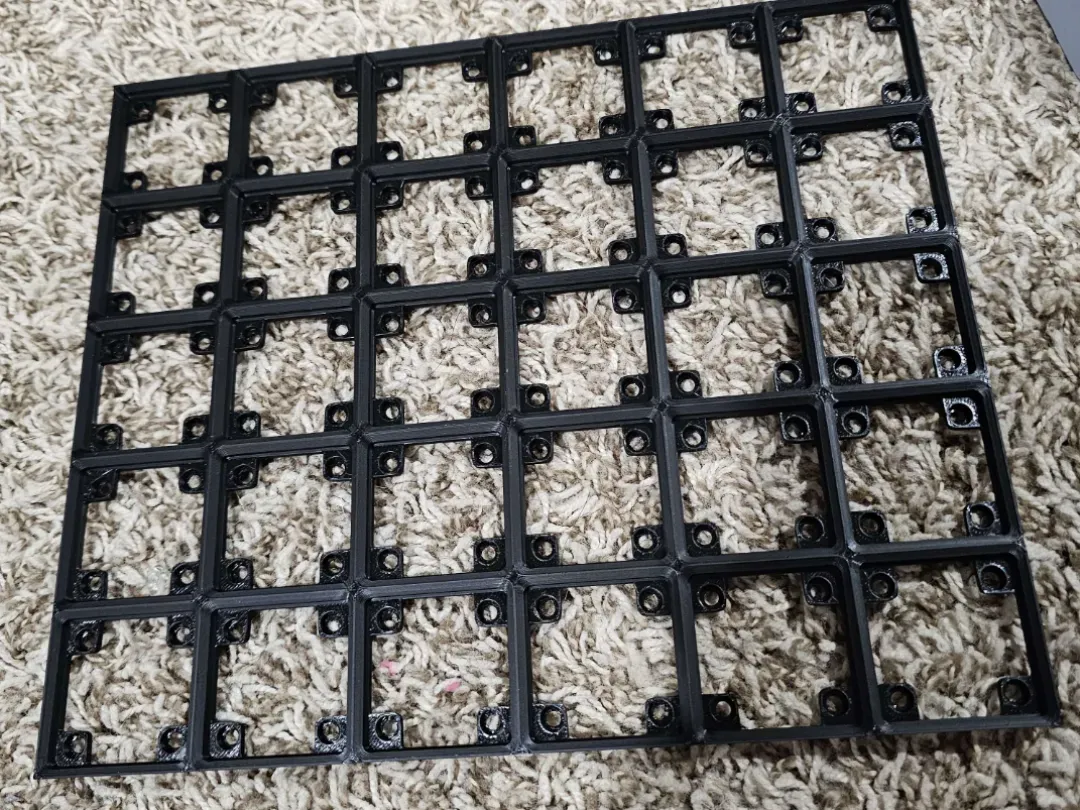 Placas base modulares de perfil bajo con imanes