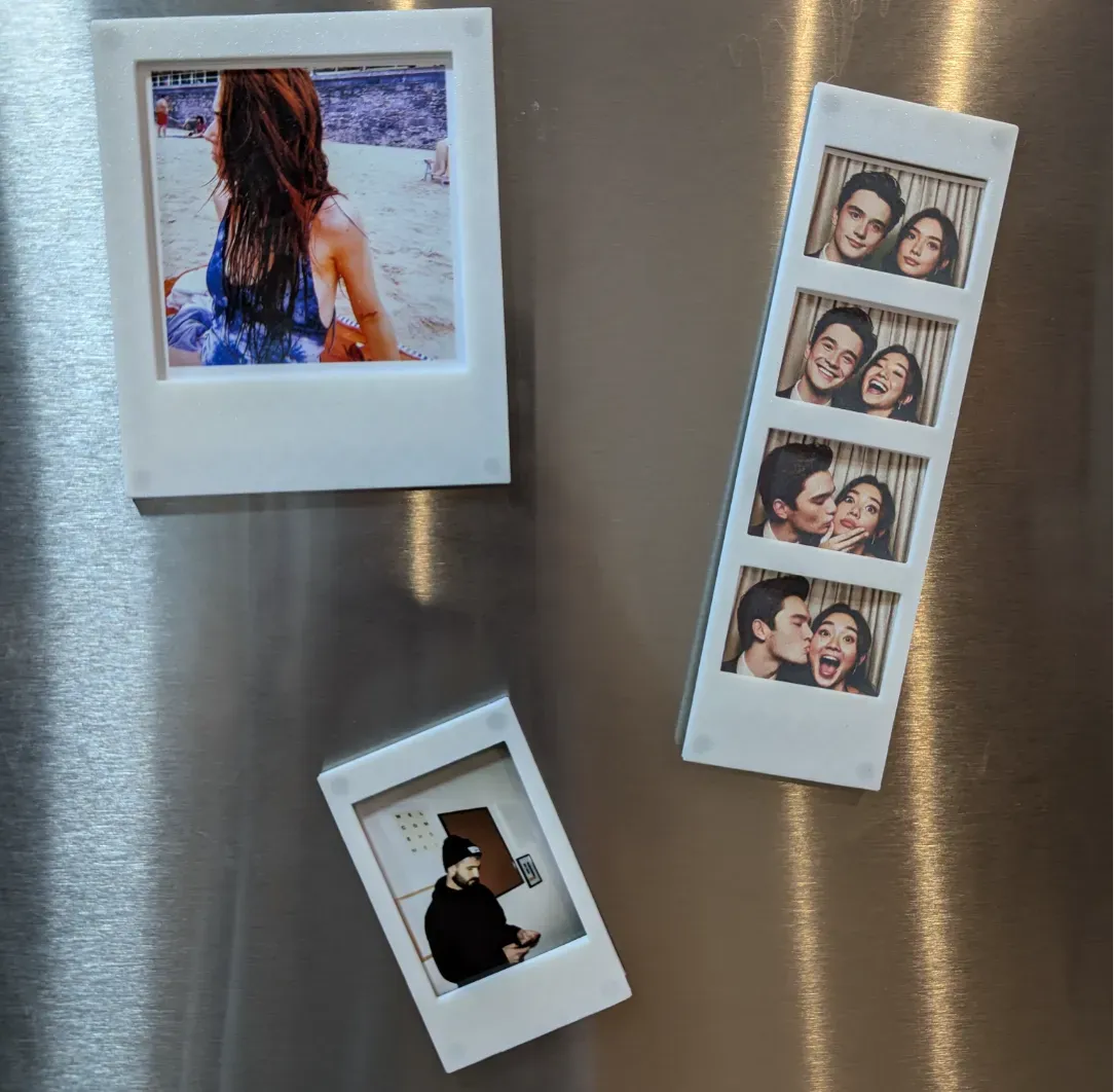 Imán personalizado con marco de foto instantánea