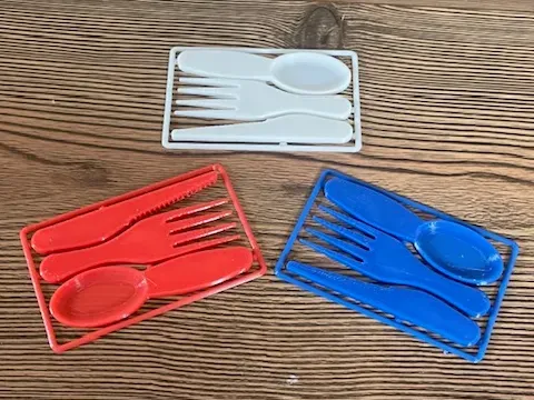 Juego de cubiertos plegable tamaño tarjeta