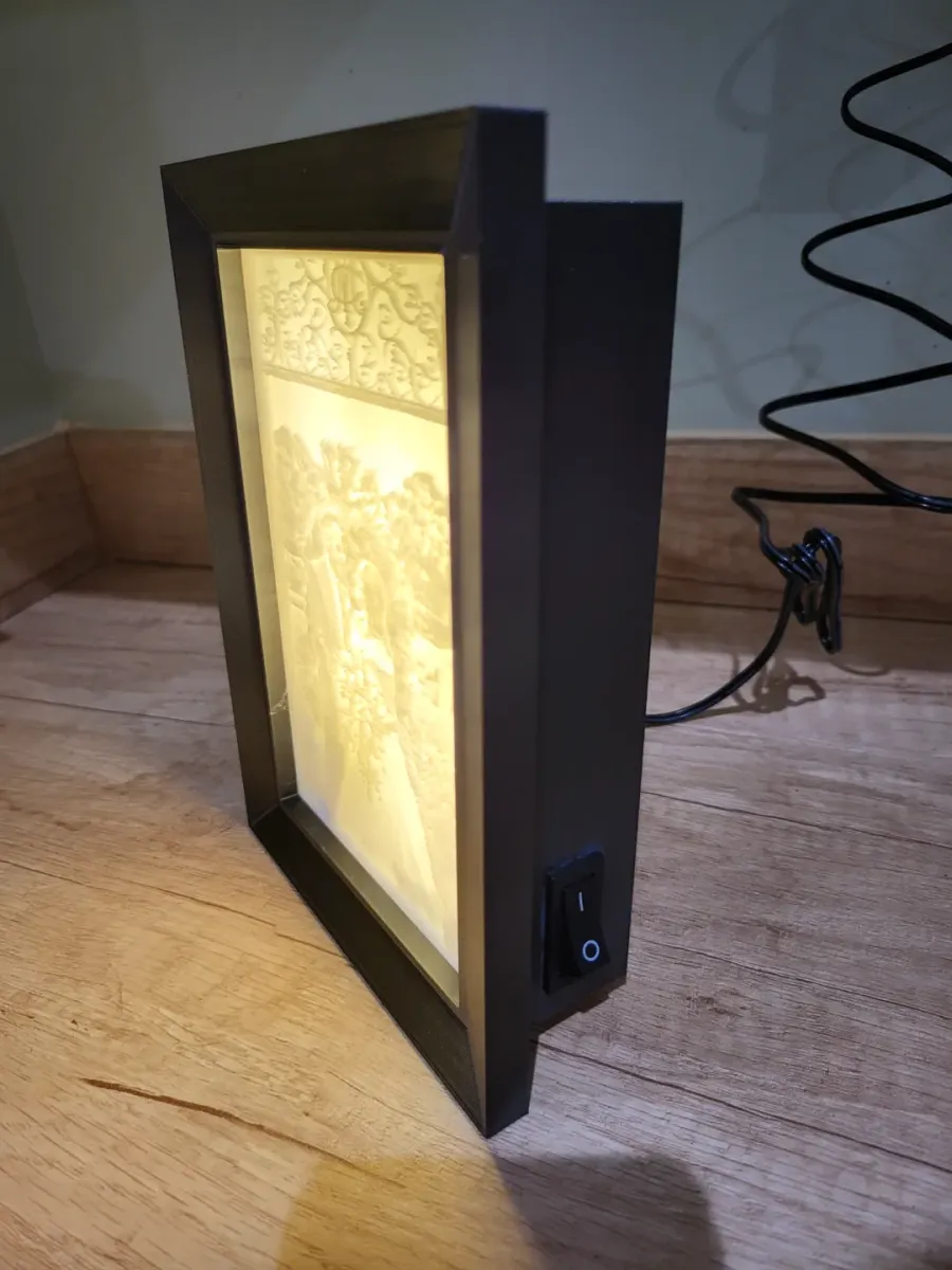 Marco con caja de luz para litofanía