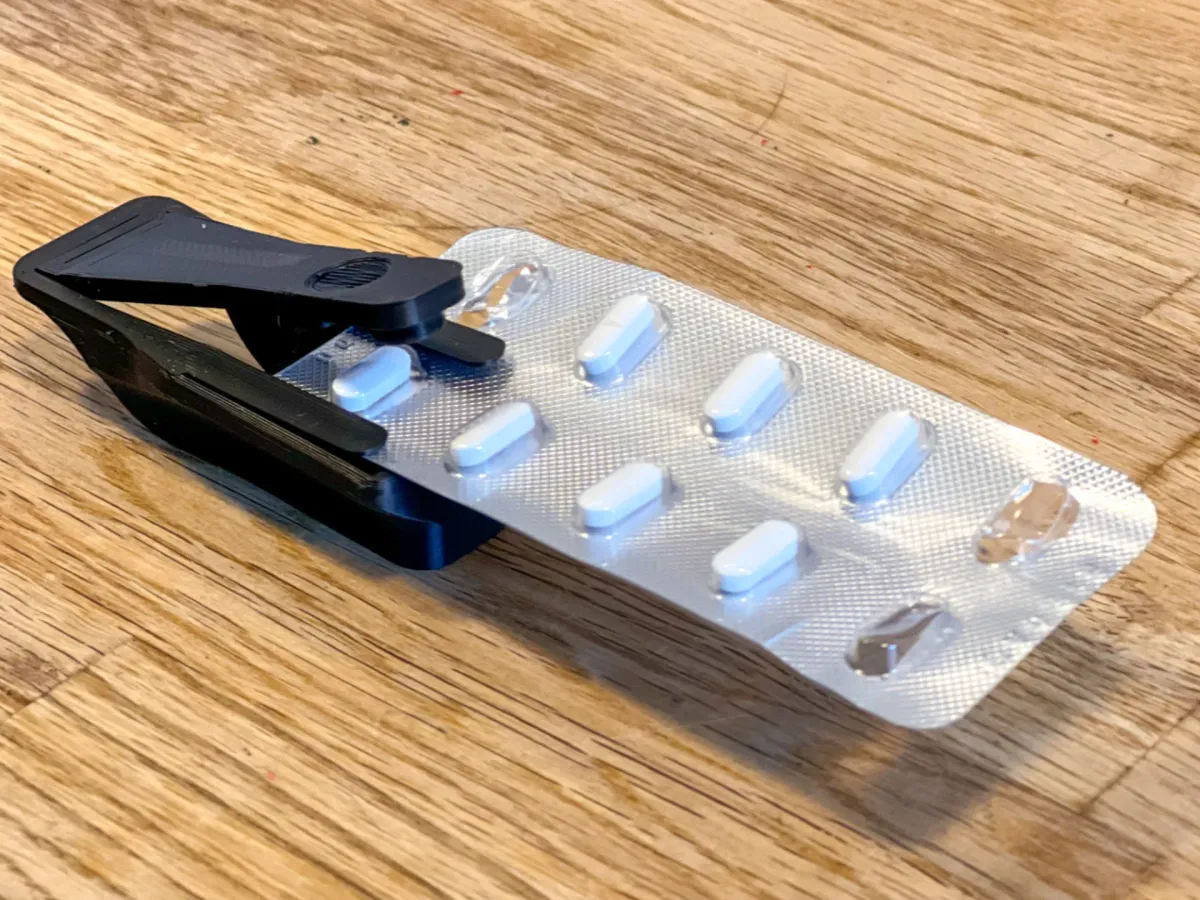 Punzón para sacar comprimidos del blíster