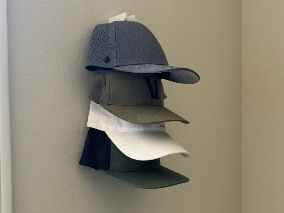 Perchero de pared para gorras
