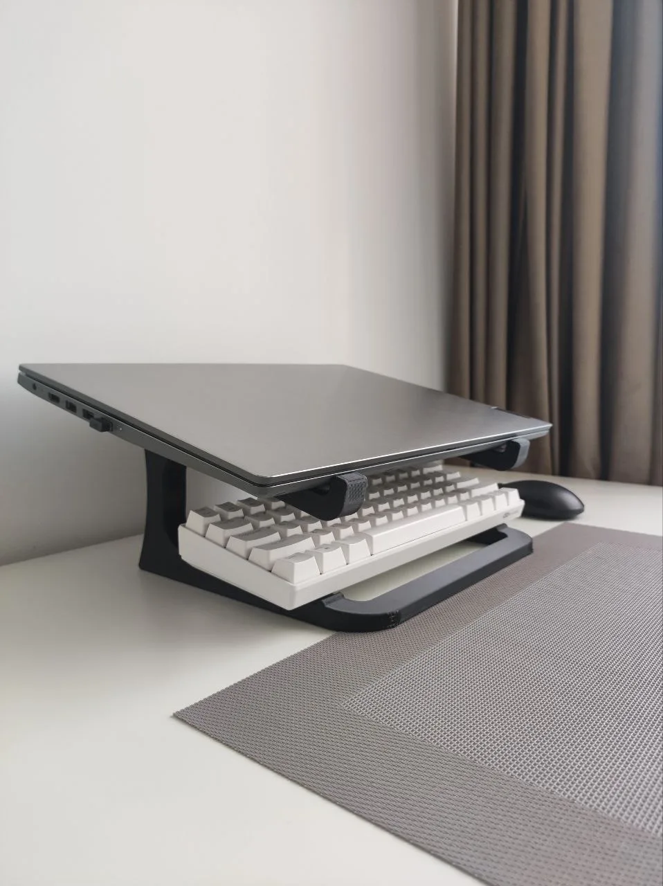 Soporte plegable de notebook