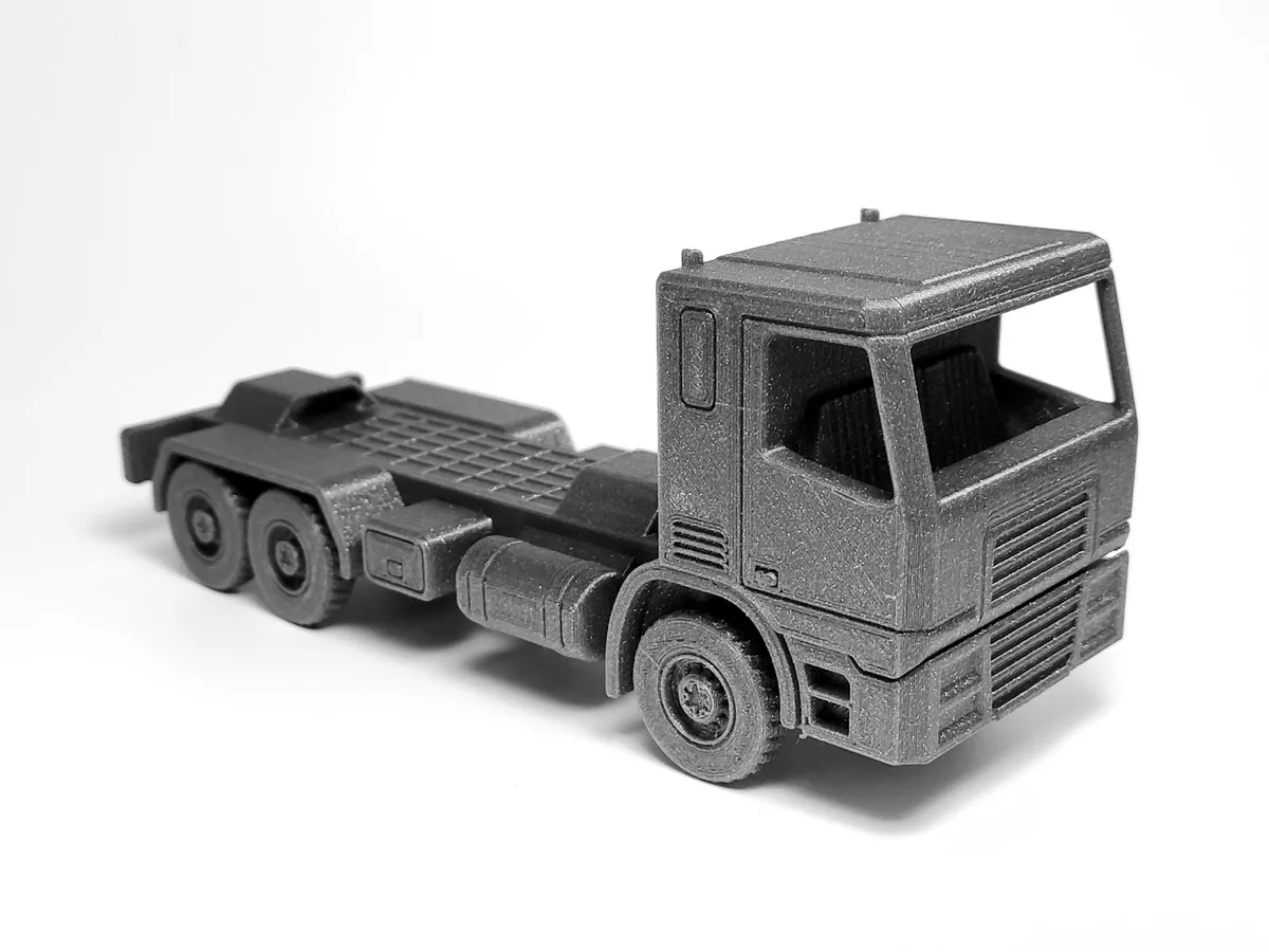 Camión modular impreso ya armado