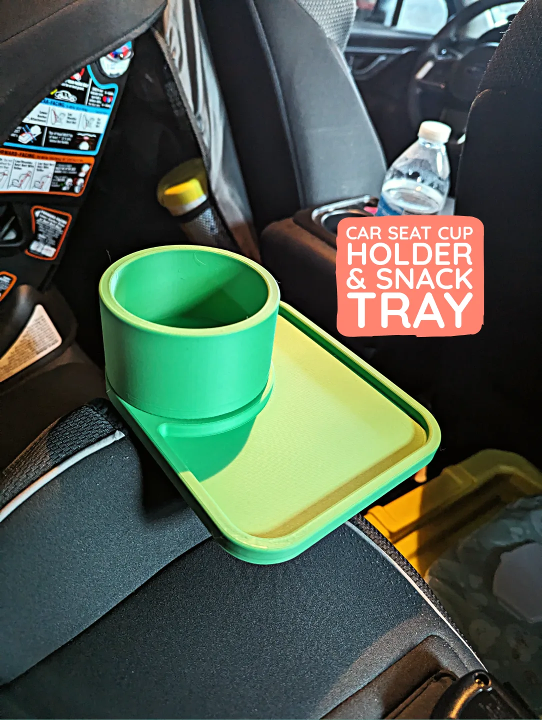 Bandeja de auto con portavaso