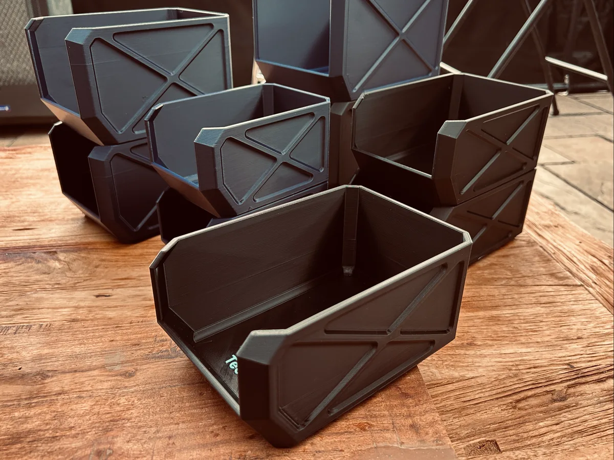 Cajas apilables con tapa