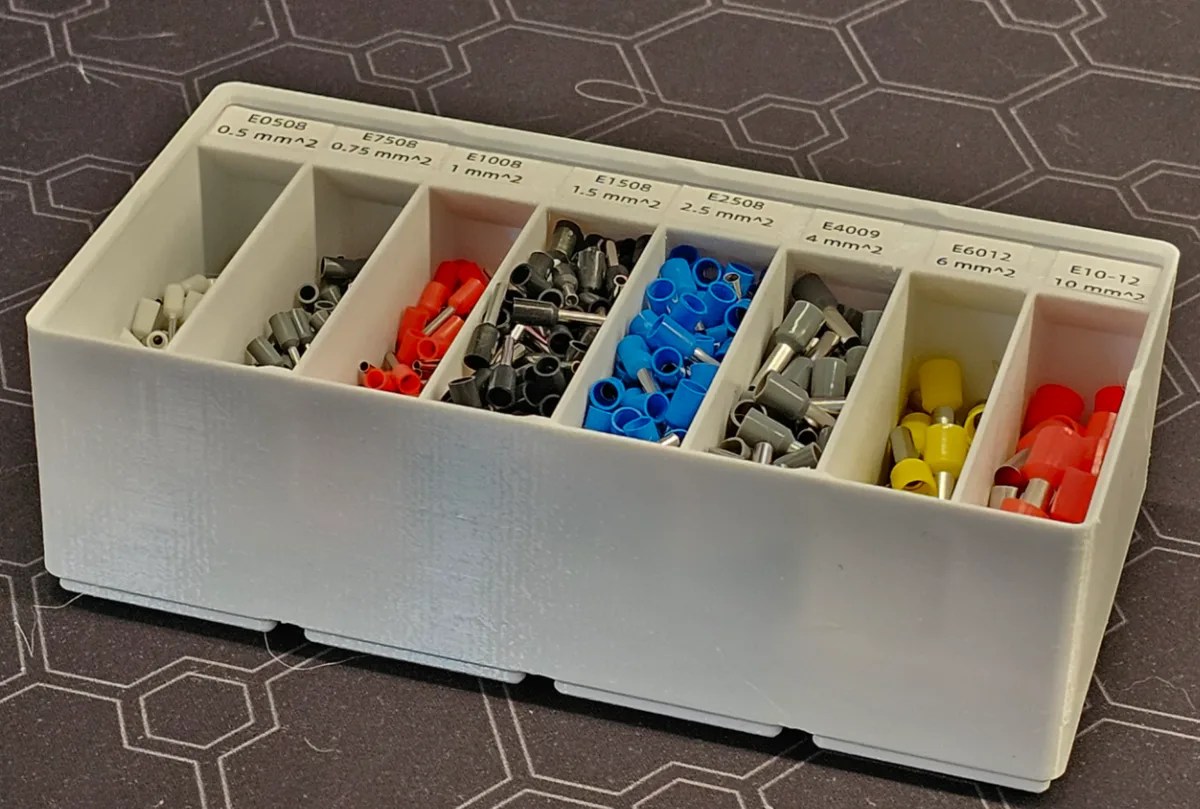 Organizador Gridfinity grande para piezas chicas