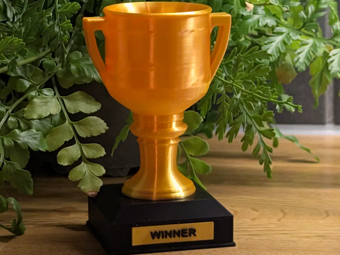 Trofeo moderno con texto