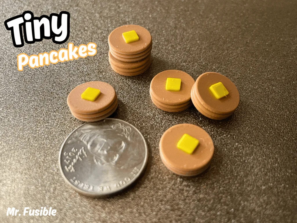 Pila de panqueques en miniatura