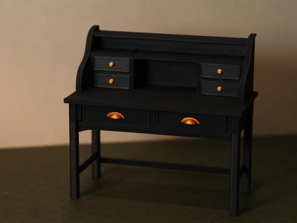 Escritorio secreter de época en miniatura