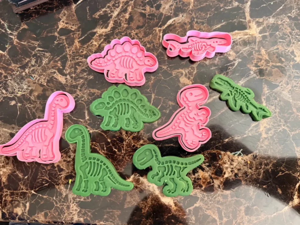 Cortante de galletitas de dinosaurio