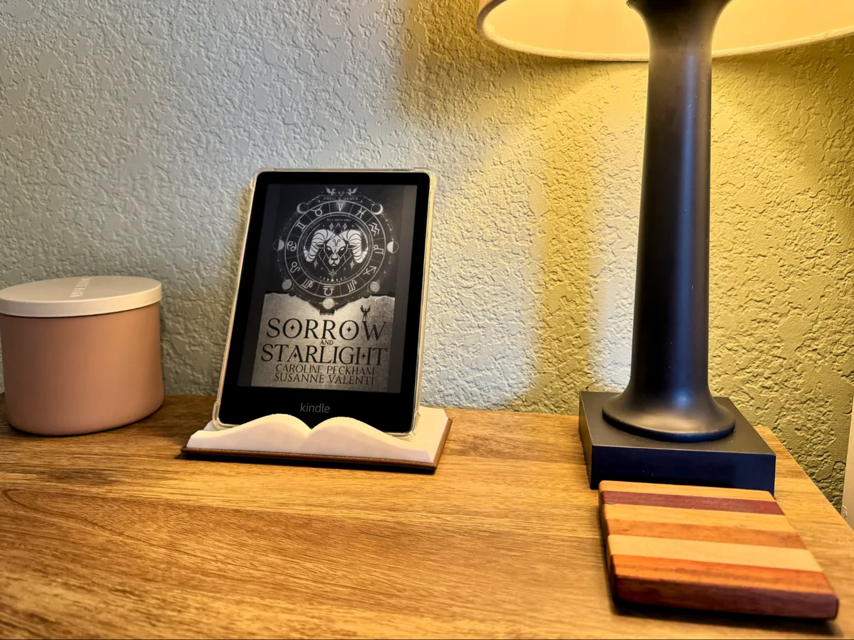Soporte de lector con forma de libro