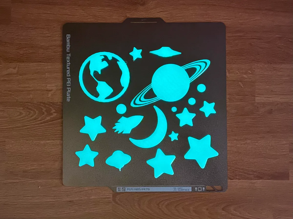 Cielo estrellado que brilla de noche