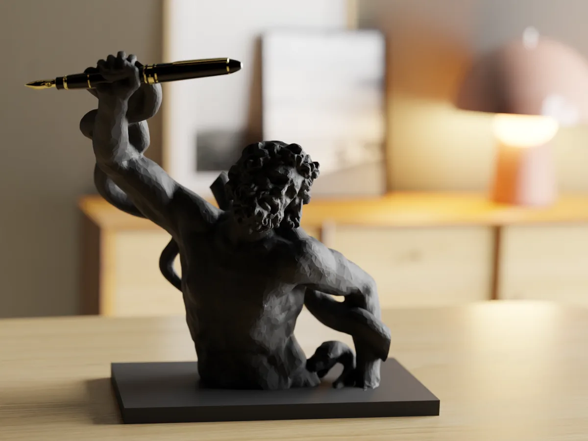 Portalápices con escultura clásica