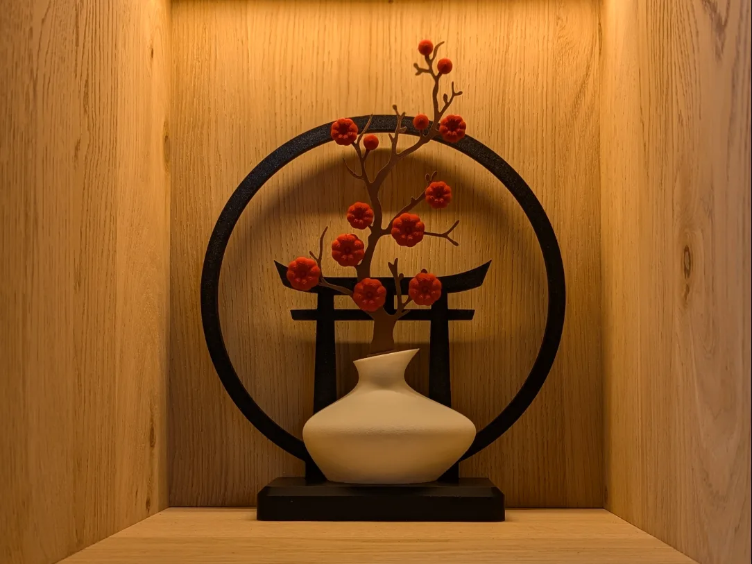 Jarrón japonés con soporte