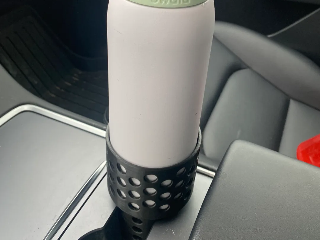 Adaptador de portavasos para botellas grandes