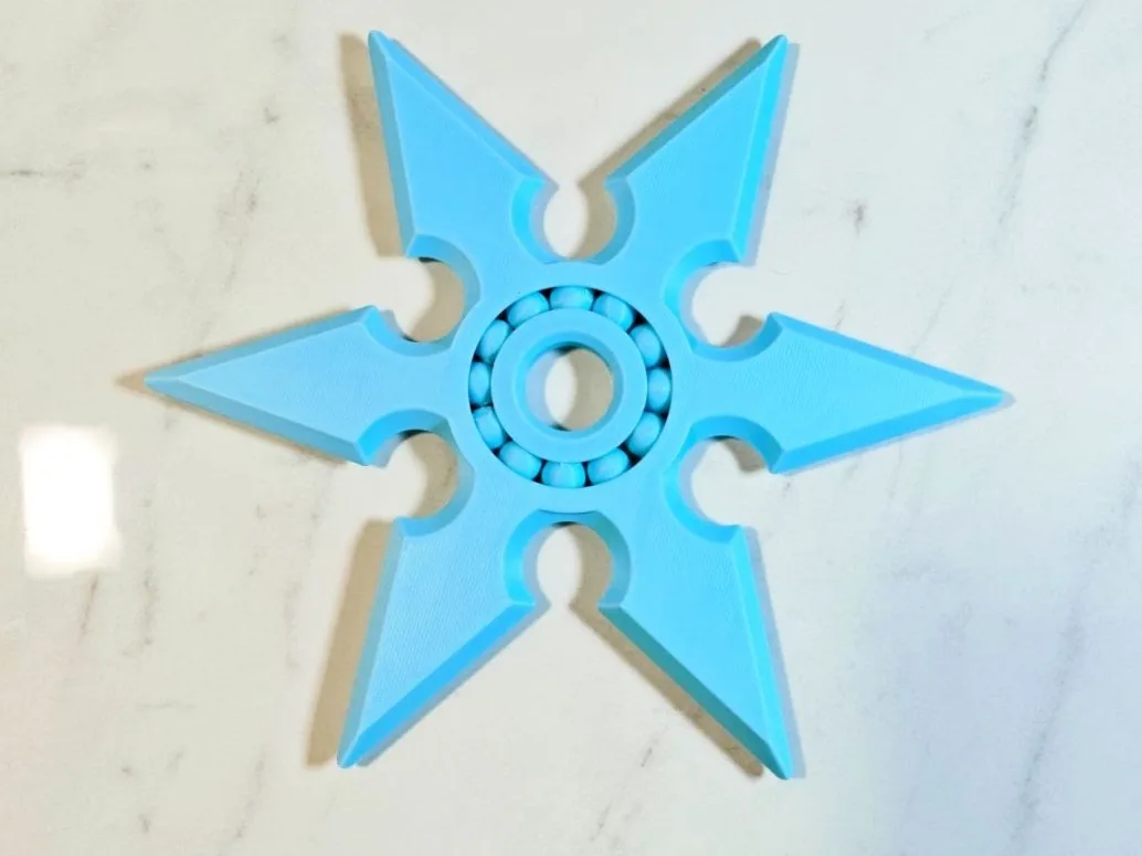 Antiestrés con forma de estrella ninja