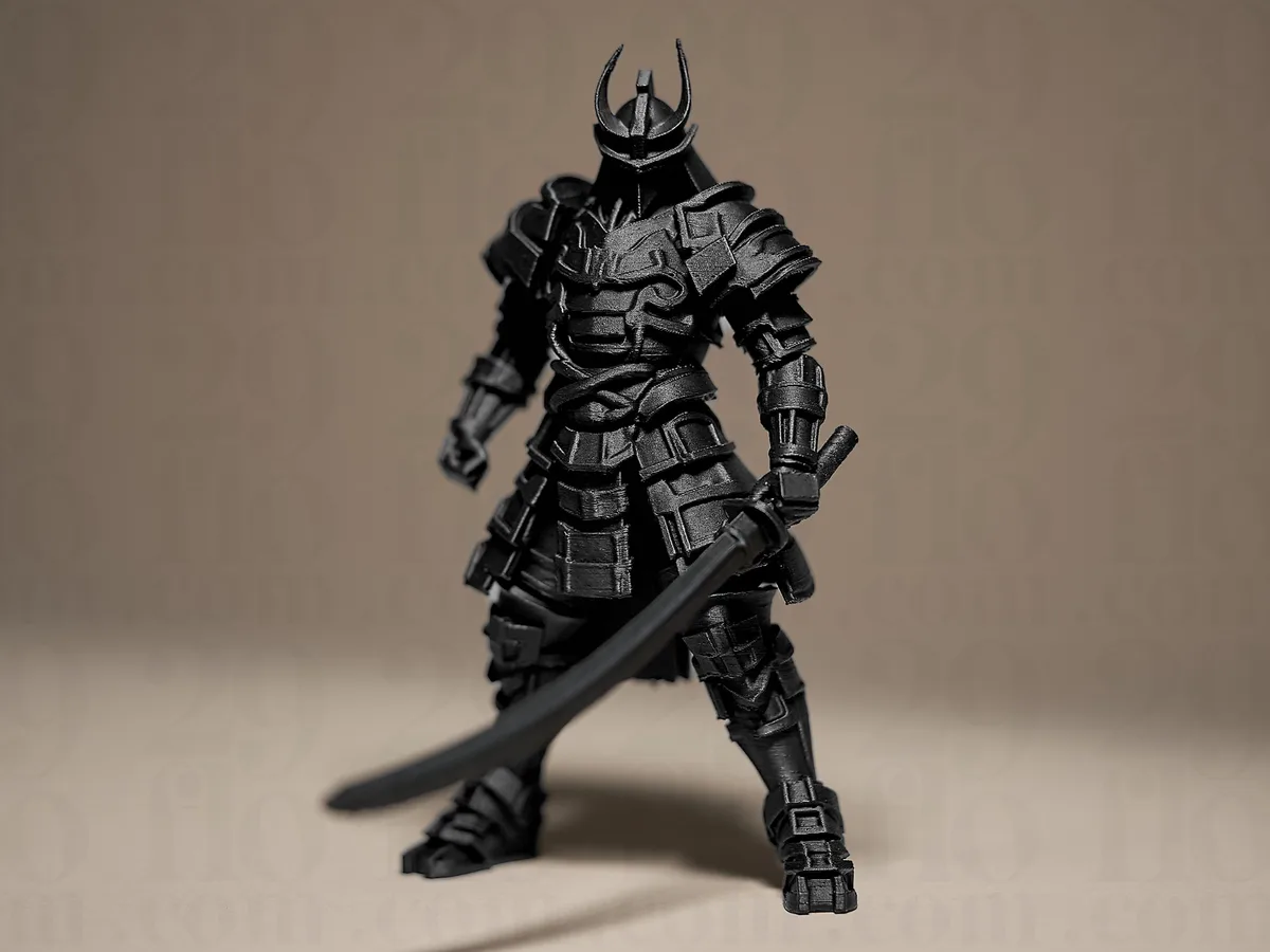 Figura de guerrero samurái