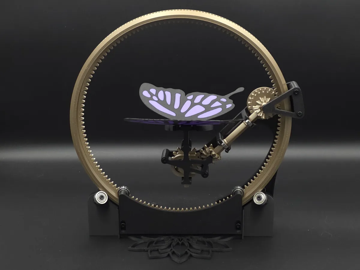 Mariposa con motor para adorno