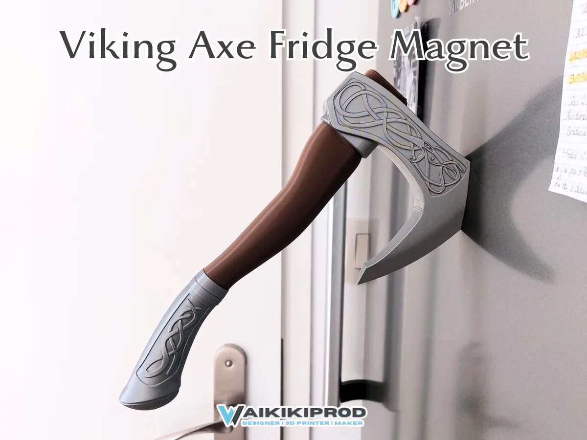 Imán de heladera con hacha vikinga