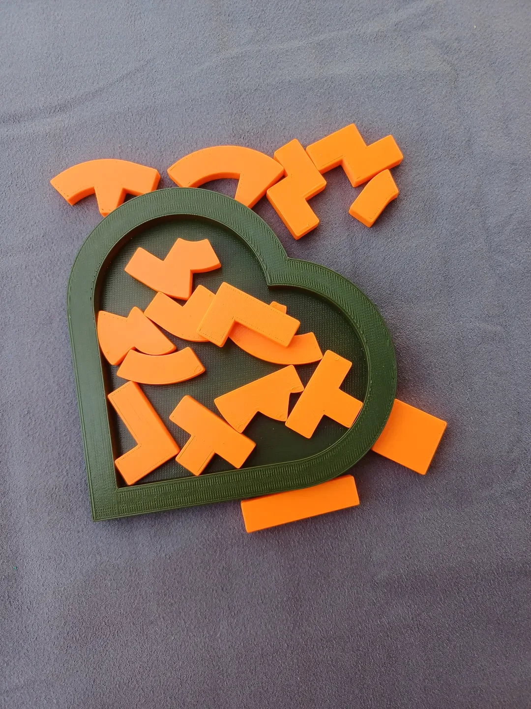 Rompecabezas con forma de corazón