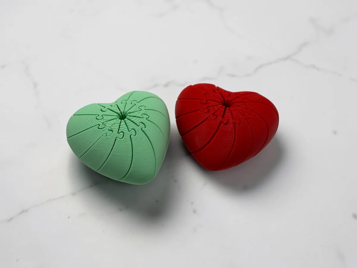 Corazón mecánico que se retuerce