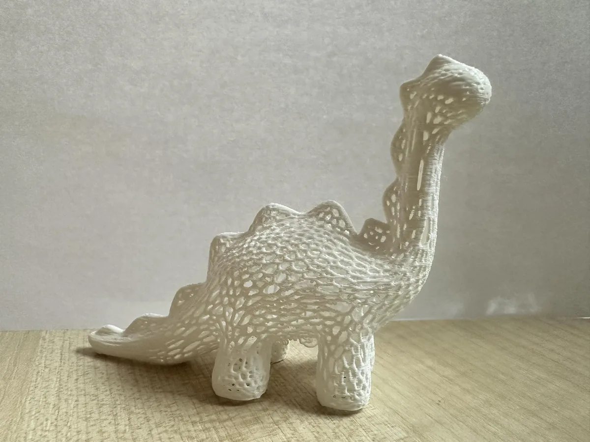 Dinosaurio de red calada