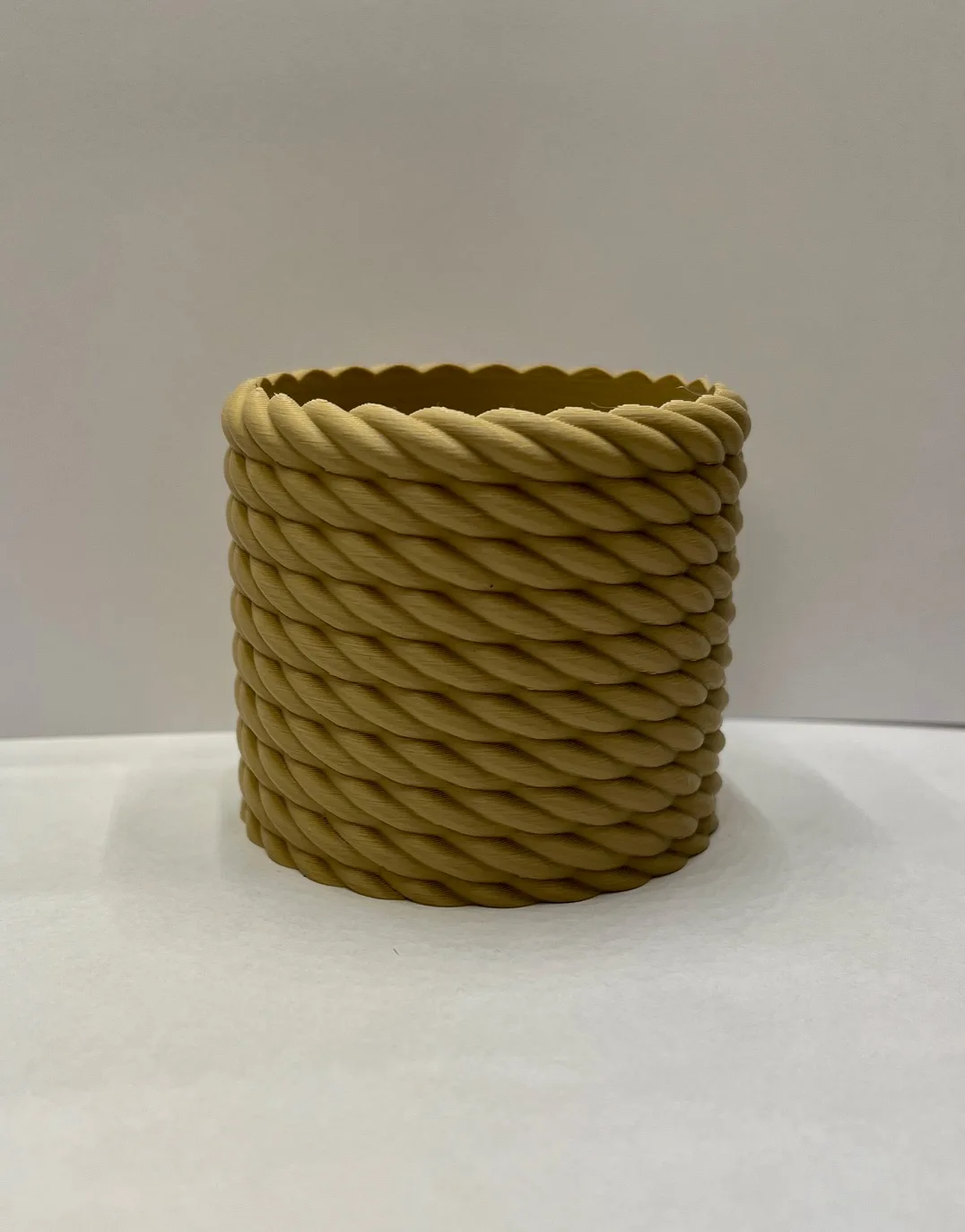 Maceta con textura de soga