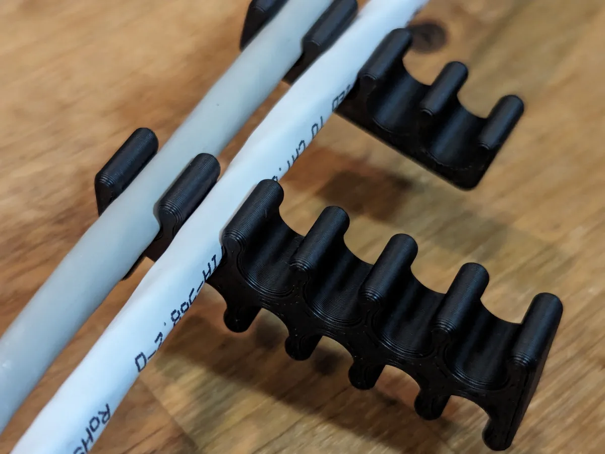 Clips para cable de red