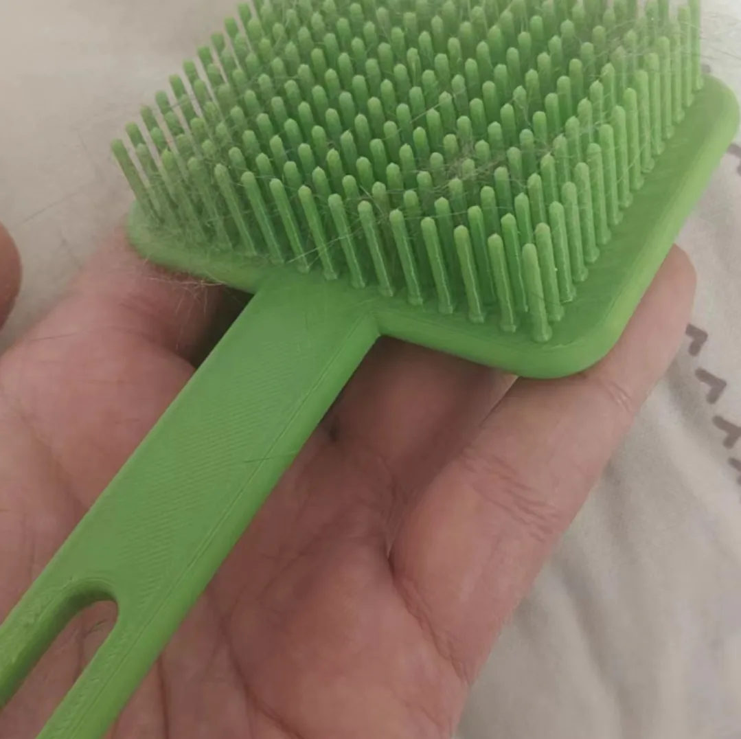 Peine para el pelo del gato