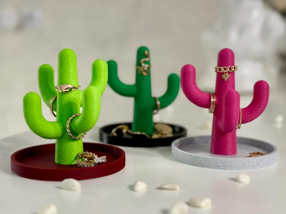 Organizador de anillos con forma de cactus